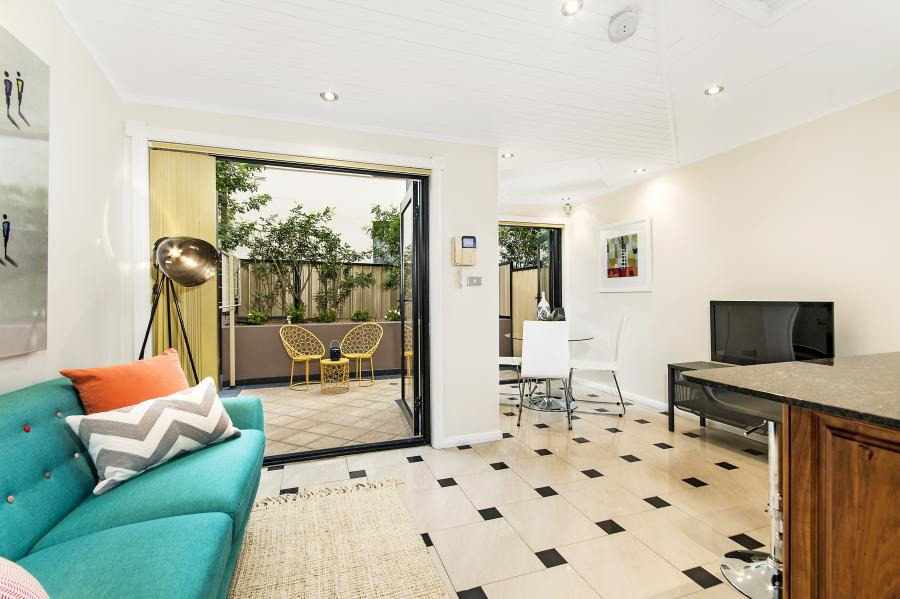 3/155A Wardell Road, Dulwich Hill Sold by Raine & Horne Newtown - image 1