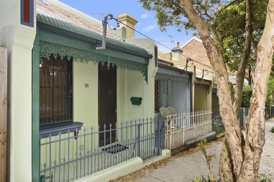 111 Burren Street, Newtown Sold by Raine & Horne Newtown - image 1