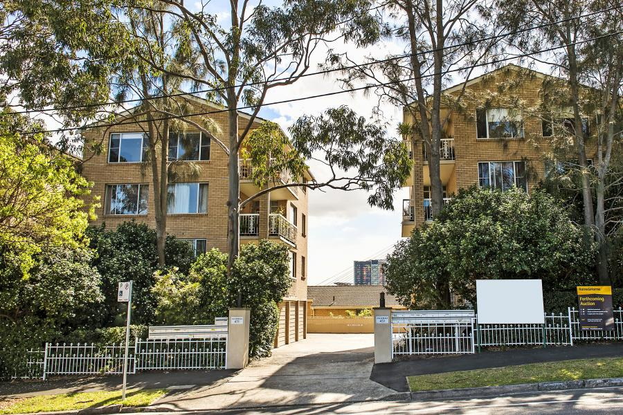 26/451 Glebe Point Road, Glebe Sold by Raine & Horne Newtown - image 1