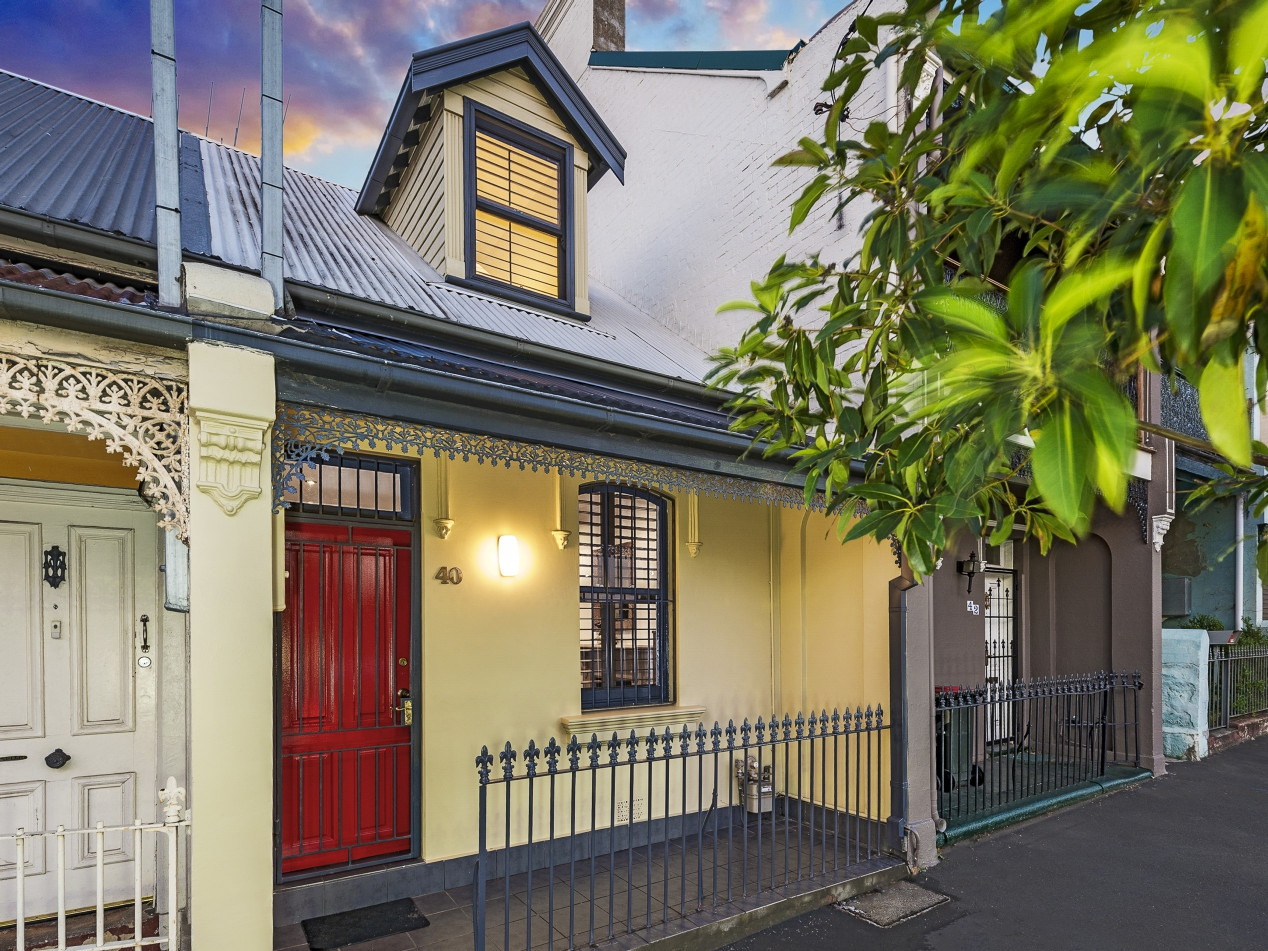 40 Mallett Street, Camperdown Sold by Raine & Horne Newtown - image 1