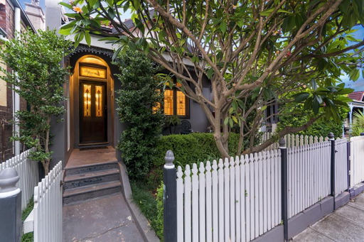 18 Grove Street, St Peters Sold by Raine & Horne Newtown