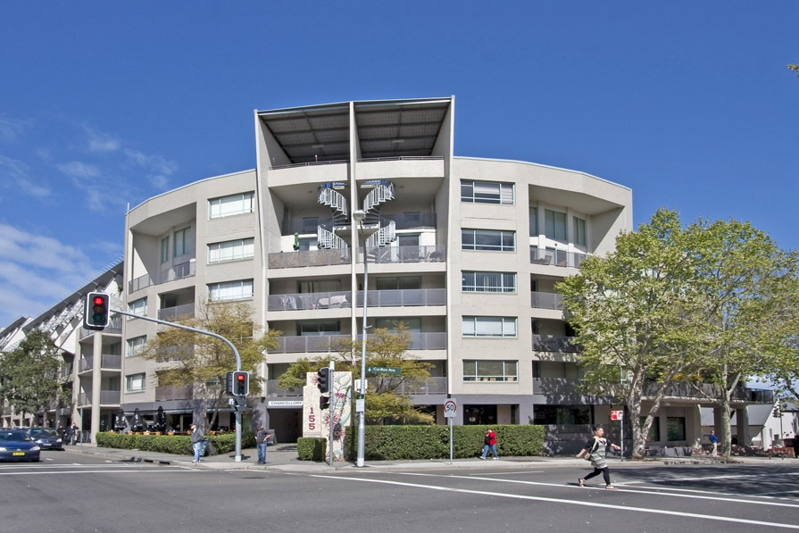 36/155 Missenden Road, Newtown Sold by Raine & Horne Newtown - image 1