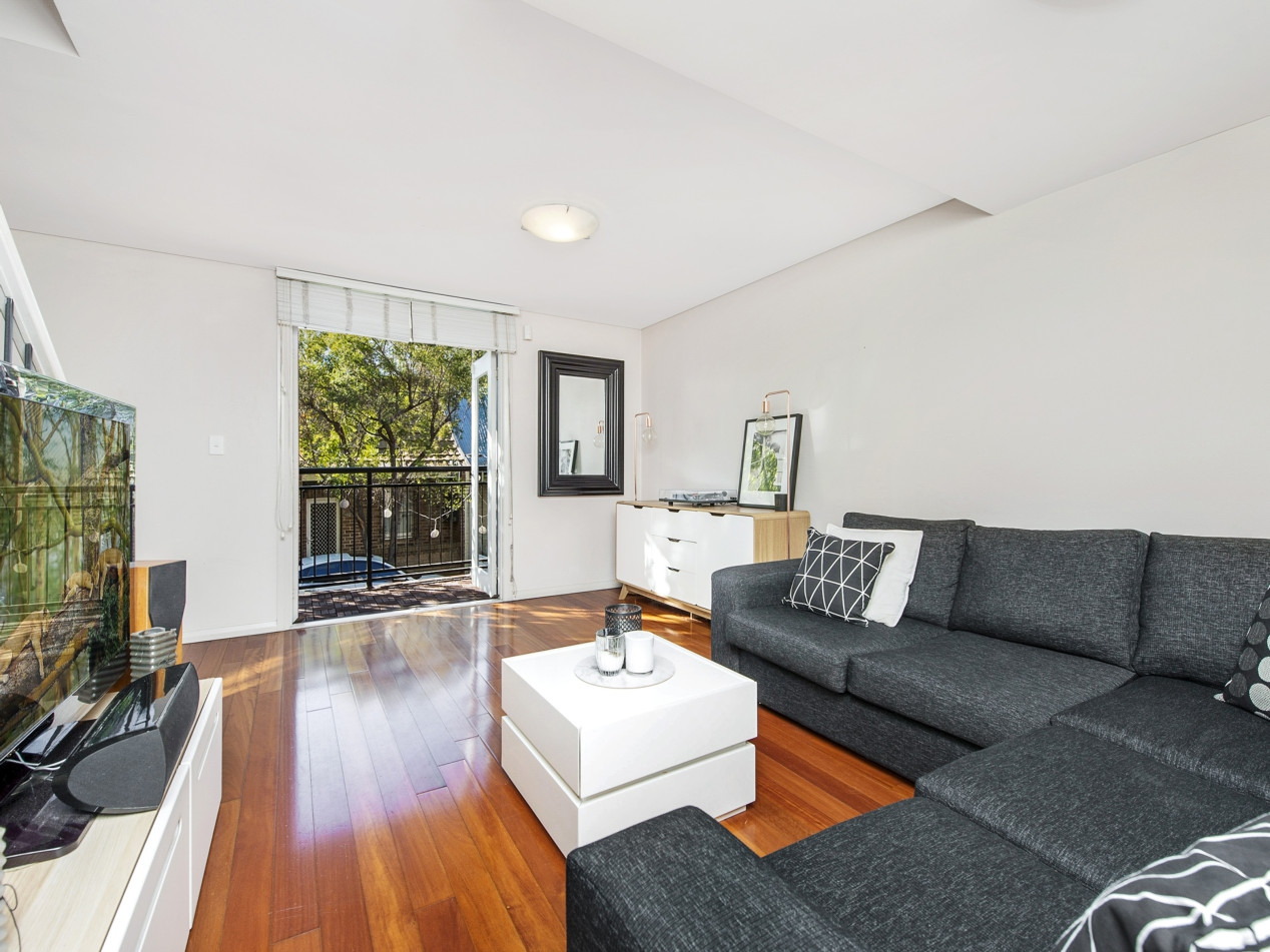 6/15-23A Knight Street, Erskineville Sold by Raine & Horne Newtown - image 1