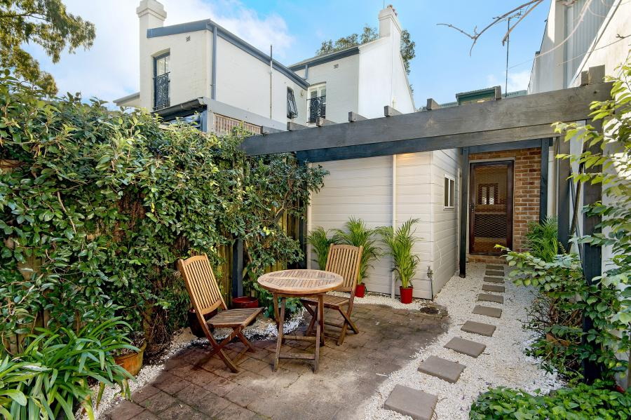 45 Alexander Street, Alexandria Sold by Raine & Horne Newtown - image 1