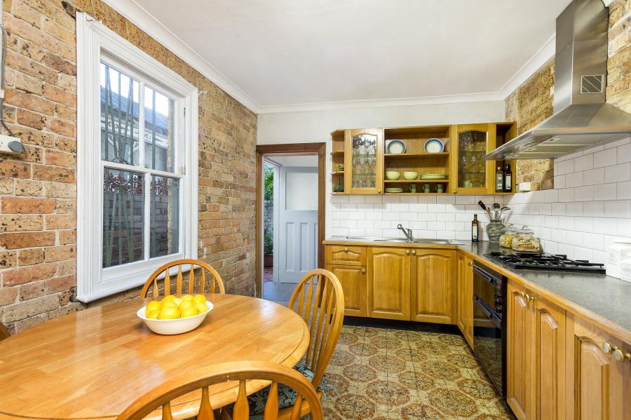 6 Ross Street, Camperdown Sold by Raine & Horne Newtown - image 1