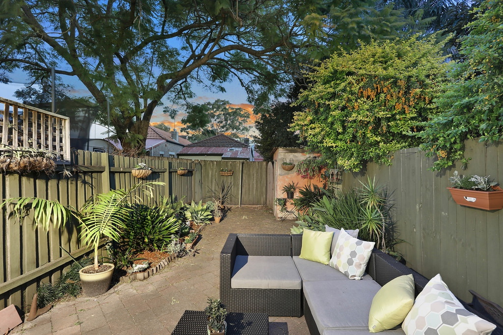 45 Brighton Street, Petersham Sold by Raine & Horne Newtown - image 1