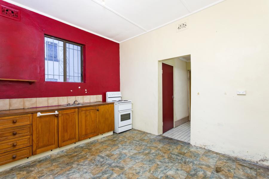 31 Macdonald Street, Erskineville Sold by Raine & Horne Newtown - image 1