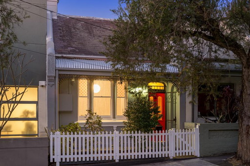 33 Oxford Street, Newtown Sold by Raine & Horne Newtown