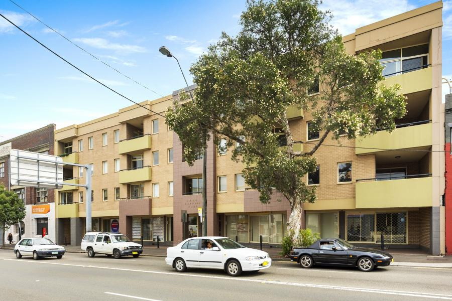 18/146-152 Cleveland Street, Chippendale Sold by Raine & Horne Newtown - image 1