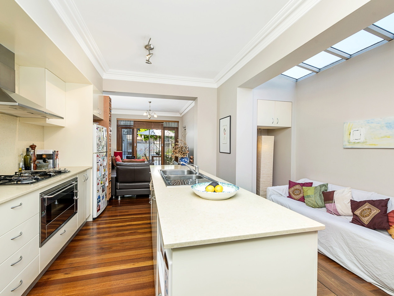 82 Gerard Street, Alexandria Sold by Raine & Horne Newtown - image 1