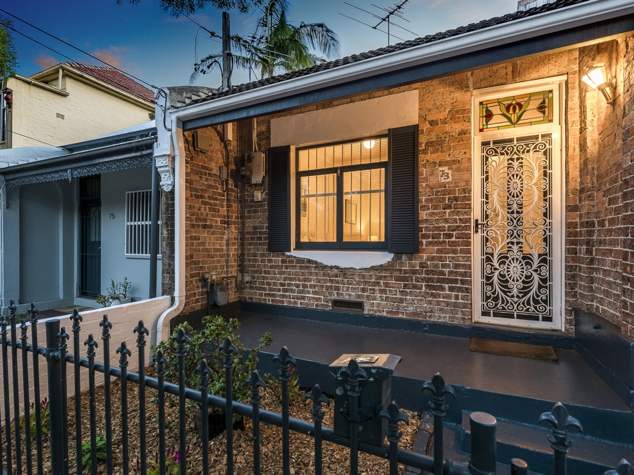 73 Simmons Street, Enmore Sold by Raine & Horne Newtown - image 1