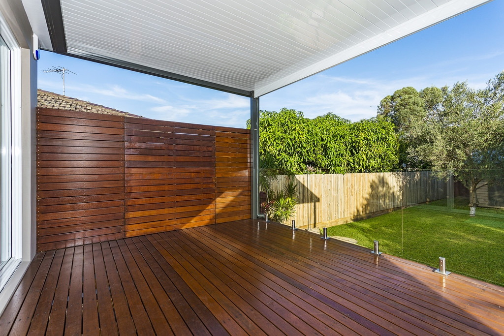 228 William Street, Kingsgrove Sold by Raine & Horne Newtown - image 1