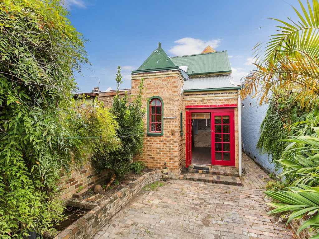 106 Australia Street, Camperdown Sold by Raine & Horne Newtown - image 1