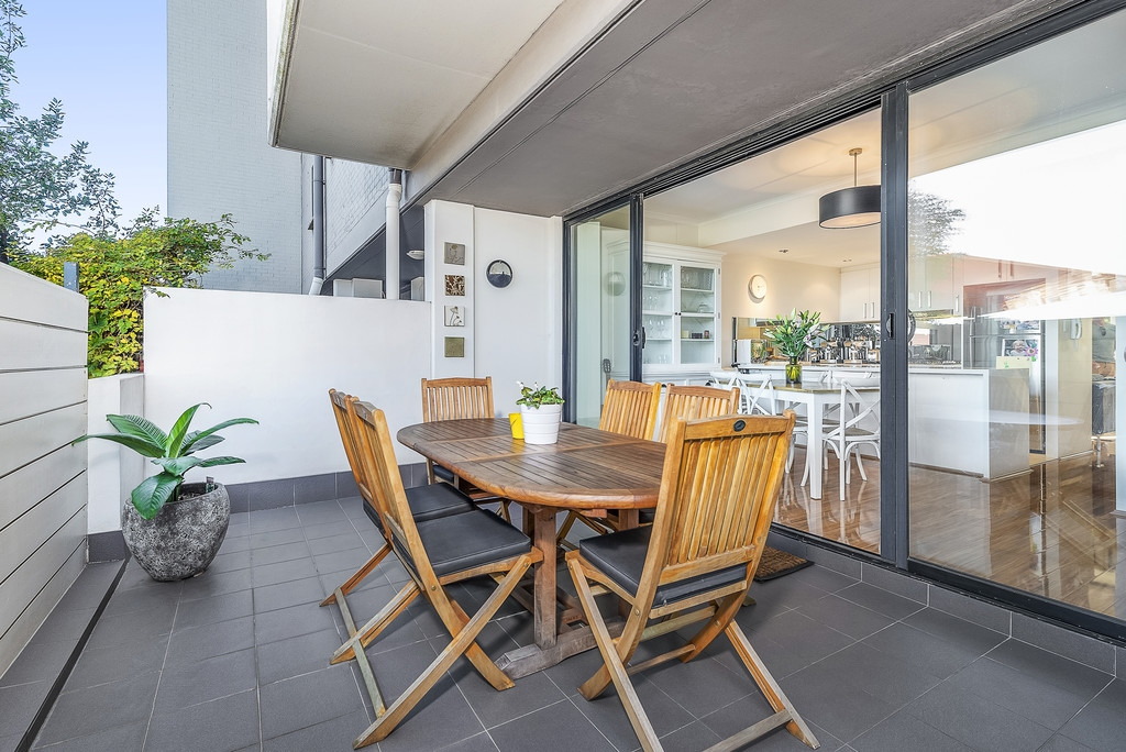 50/3-13 Erskineville Road, Newtown Sold by Raine & Horne Newtown - image 1