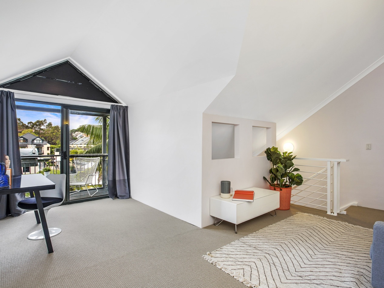 53/75A Ross Street, Glebe Sold by Raine & Horne Newtown - image 1