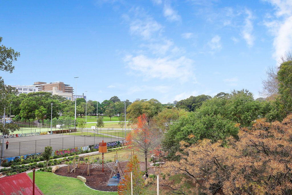 19/16-22 Australia Street, Camperdown Sold by Raine & Horne Newtown - image 1