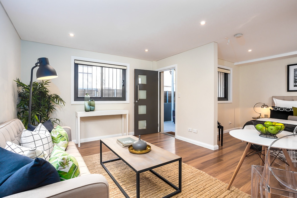 1/56 Susan Street, Newtown Sold by Raine & Horne Newtown - image 1