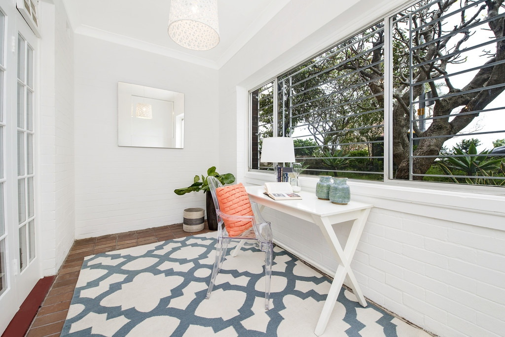 5/5 Wylde Street, Potts Point Sold by Raine & Horne Newtown - image 1