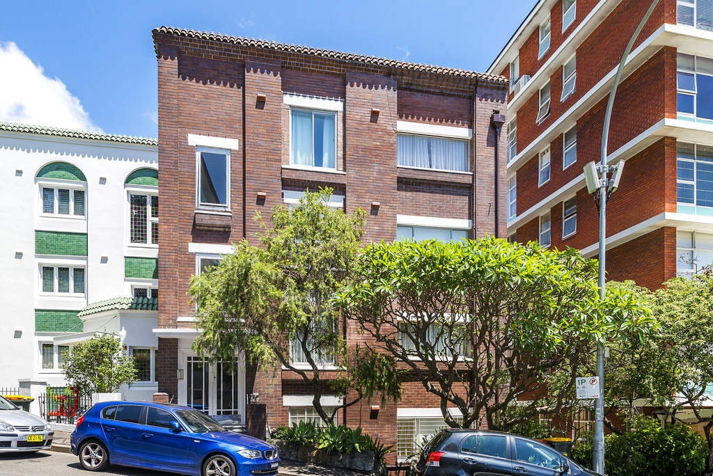 5/5 Wylde Street, Potts Point Sold by Raine & Horne Newtown - image 1