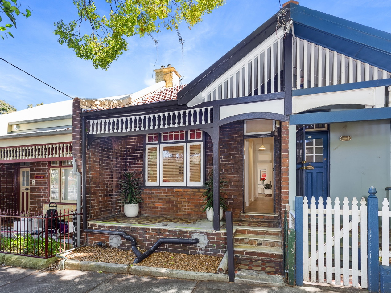 5 Herbert Street, Newtown Sold by Raine & Horne Newtown - image 1