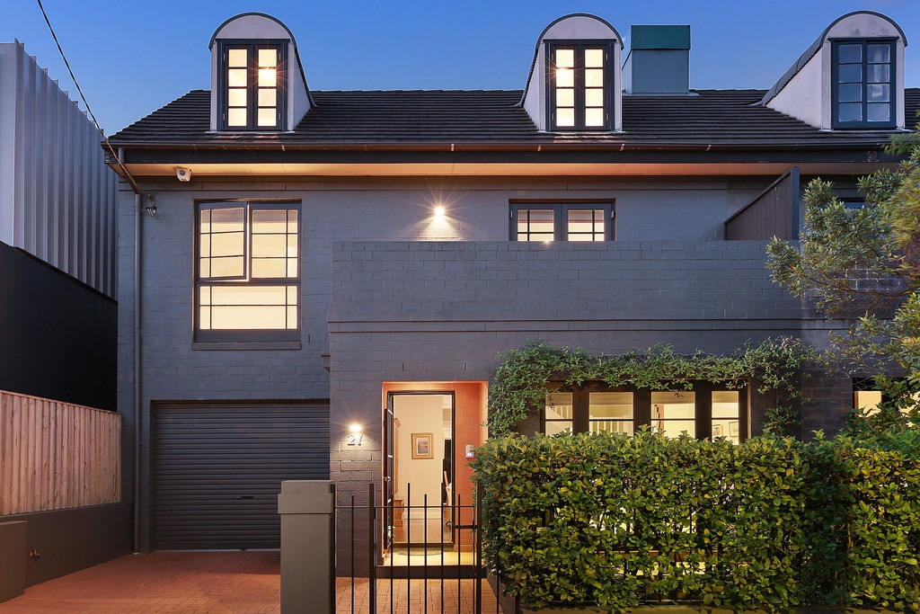 21 Arundel Street, Glebe Sold by Raine & Horne Newtown - image 1