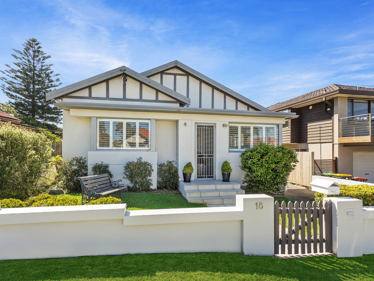 18 Napier Street, Malabar Sold by Raine & Horne Newtown - image 1