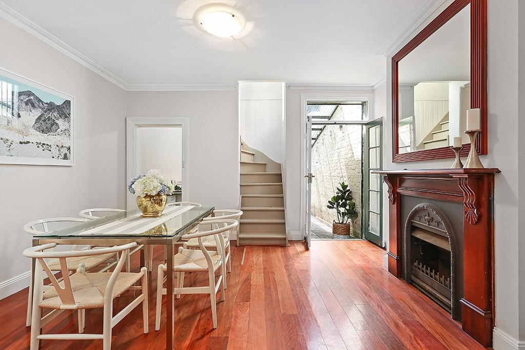 788 Elizabeth Street, Waterloo Sold by Raine & Horne Newtown - image 1