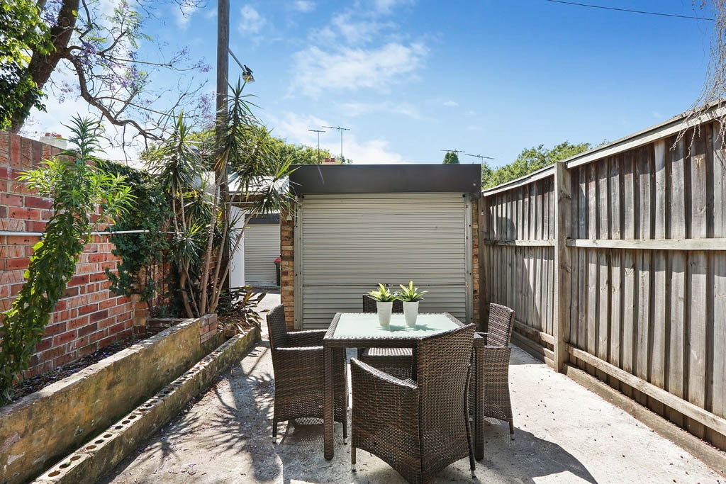 788 Elizabeth Street, Waterloo Sold by Raine & Horne Newtown - image 1