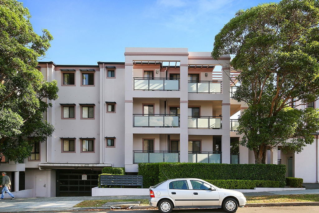 16/410-422 Rocky Point Road, Sans Souci Sold by Raine & Horne Newtown - image 1