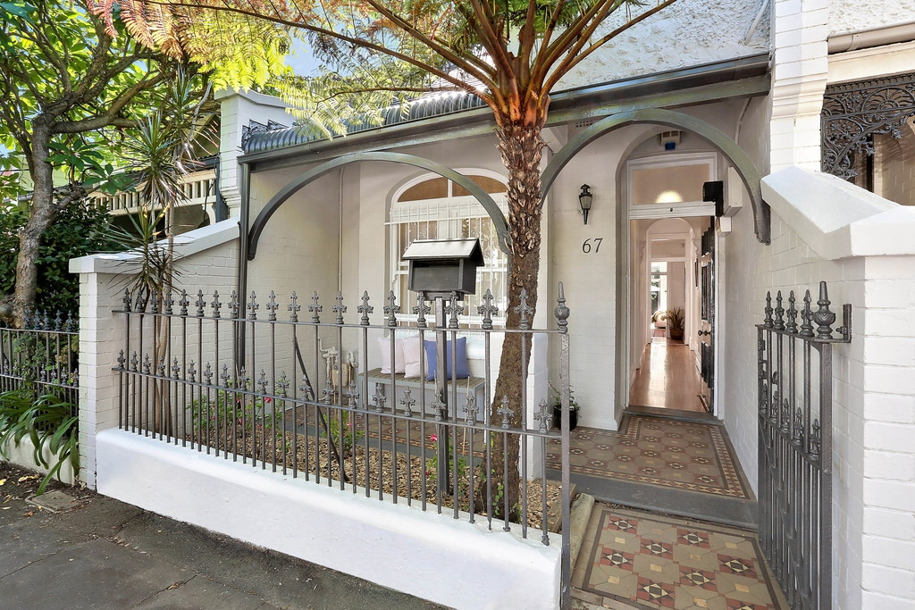 67 Holmwood Street, Newtown Sold by Raine & Horne Newtown - image 1