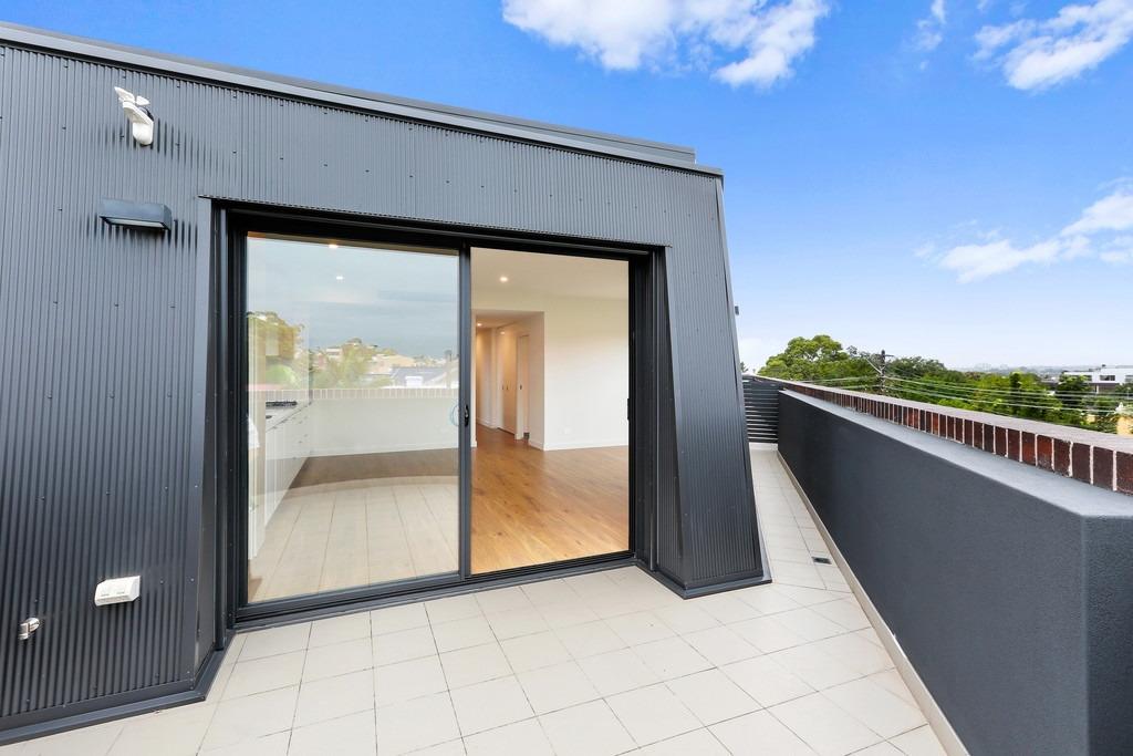 31/536a King Street, Newtown Sold by Raine & Horne Newtown - image 1