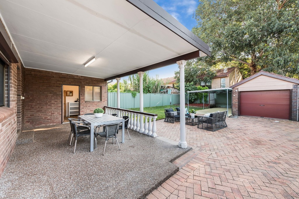 30 Illawarra Road, Marrickville Sold by Raine & Horne Newtown - image 1