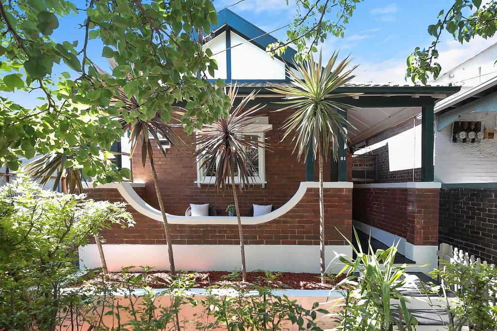 91 Addison Road, Marrickville Sold by Raine & Horne Newtown - image 1