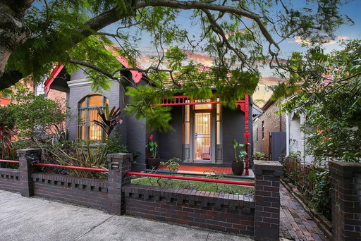 101 Cardigan Street, Stanmore Sold by Raine & Horne Newtown