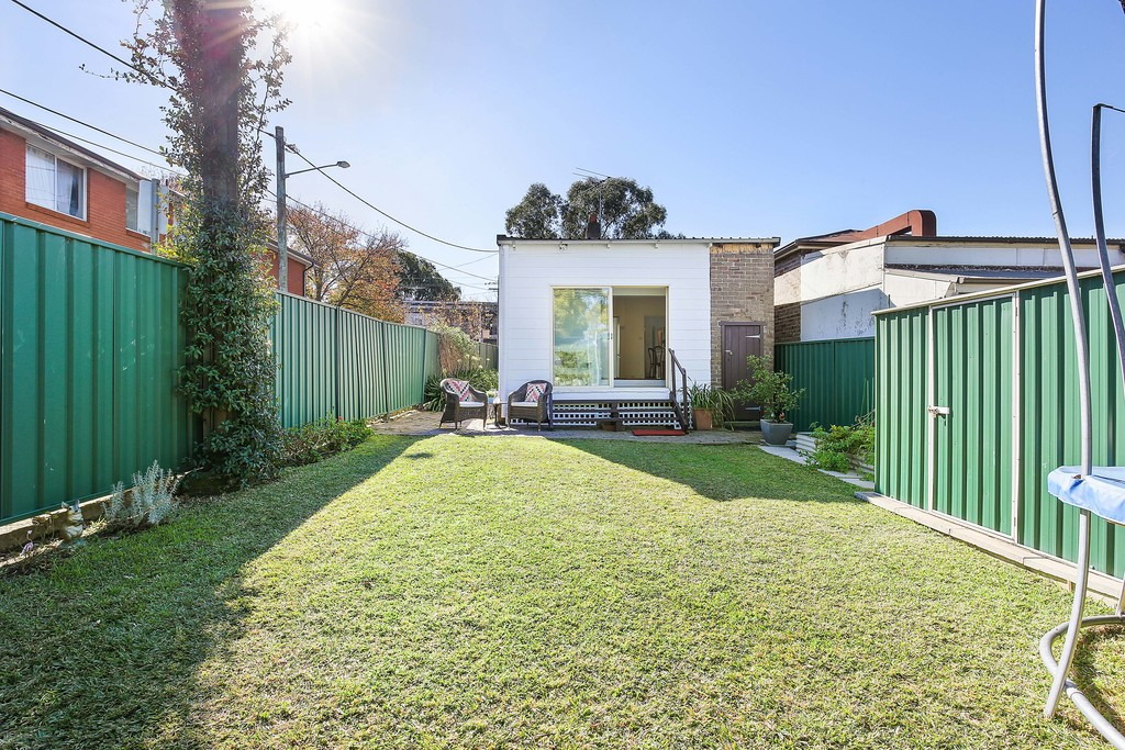 200 Addison Road, Marrickville Sold by Raine & Horne Newtown - image 1