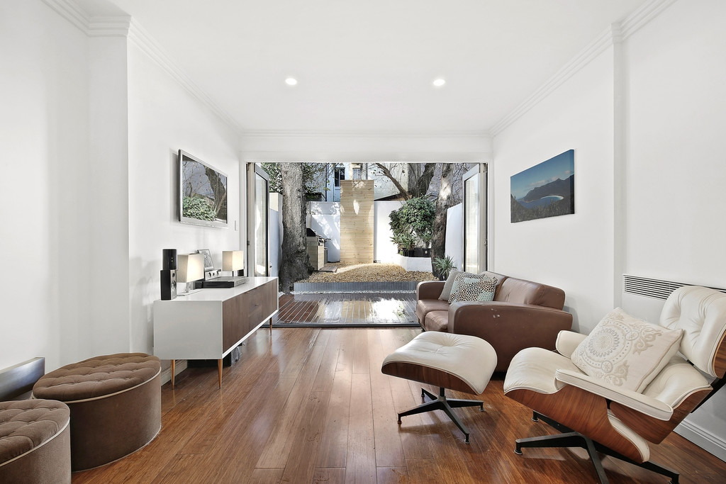 167 Lawson Street, Redfern Sold by Raine & Horne Newtown - image 1