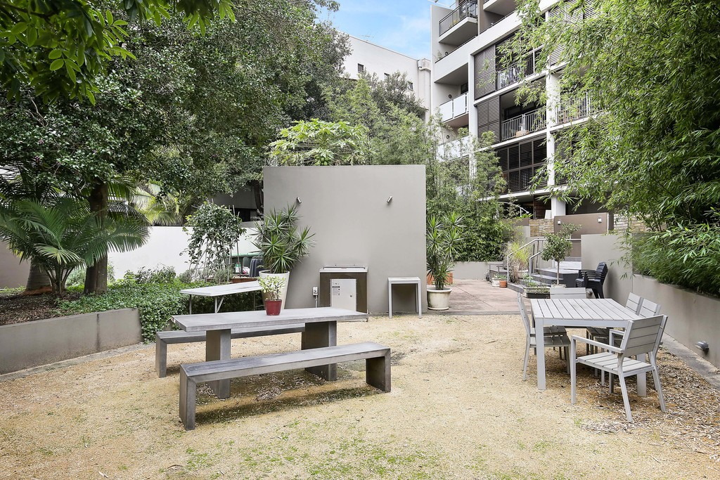 49/3-13 Erskineville Road, Newtown Sold by Raine & Horne Newtown - image 1