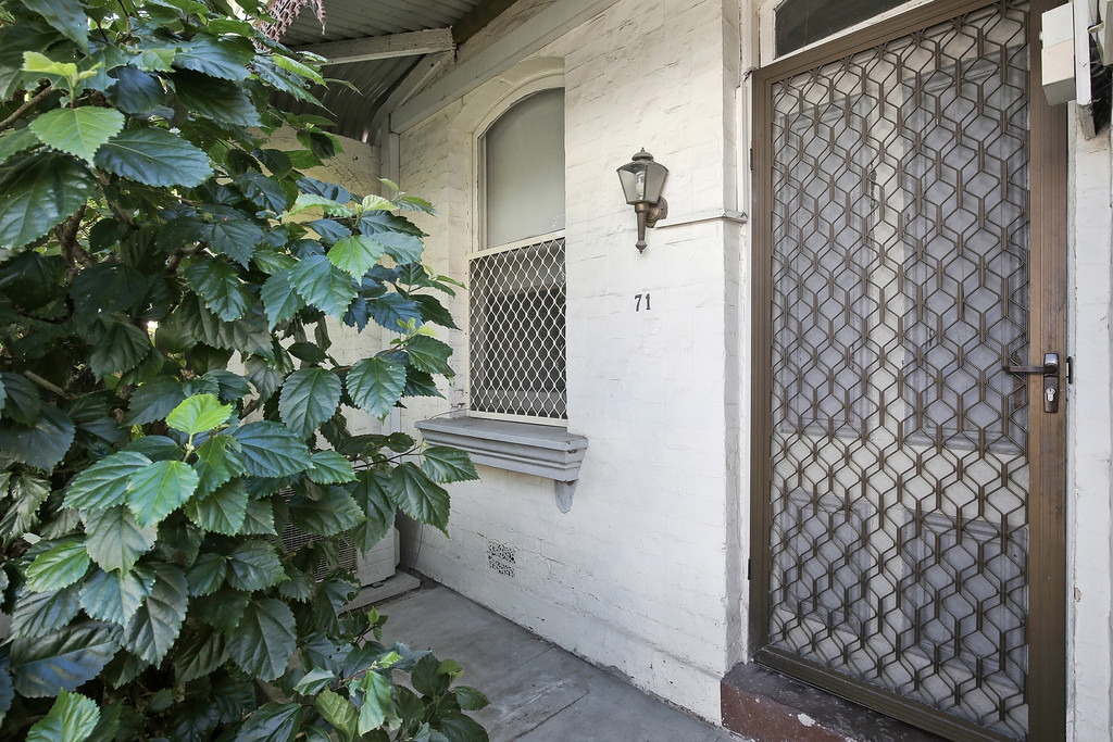 71 Hordern Street, Newtown Sold by Raine & Horne Newtown - image 1