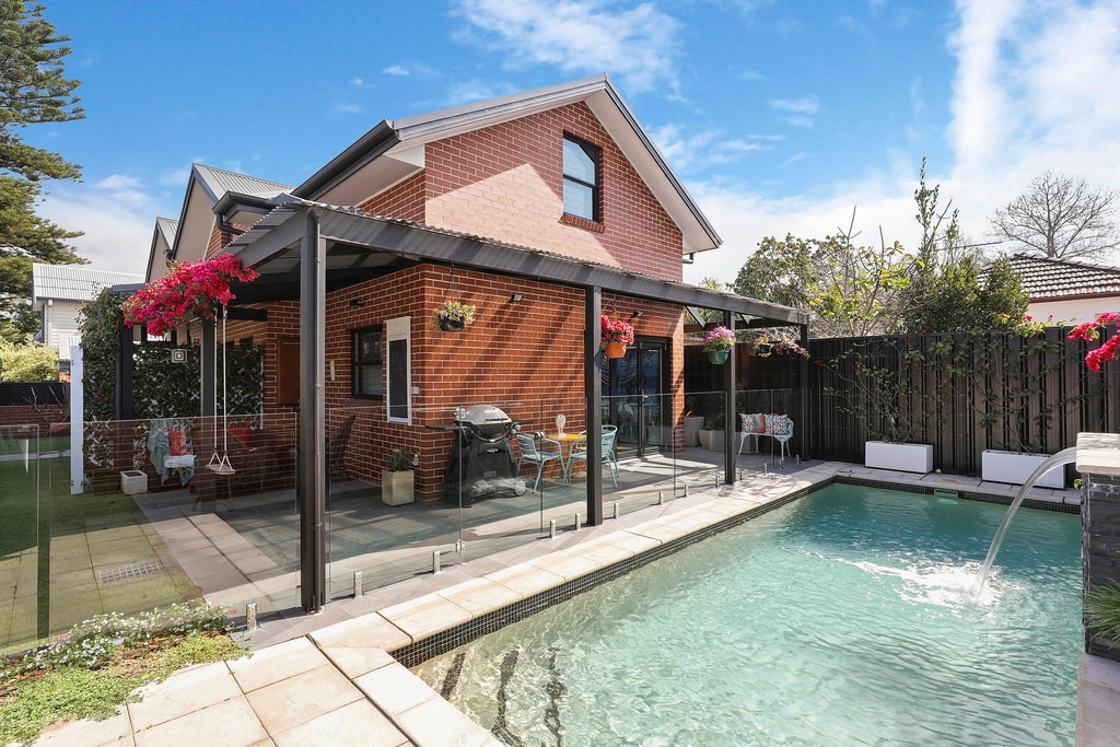 2A England Avenue, Marrickville Sold by Raine & Horne Newtown - image 1