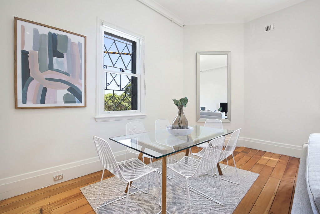 3/222 Wilson Street, Newtown Sold by Raine & Horne Newtown - image 1