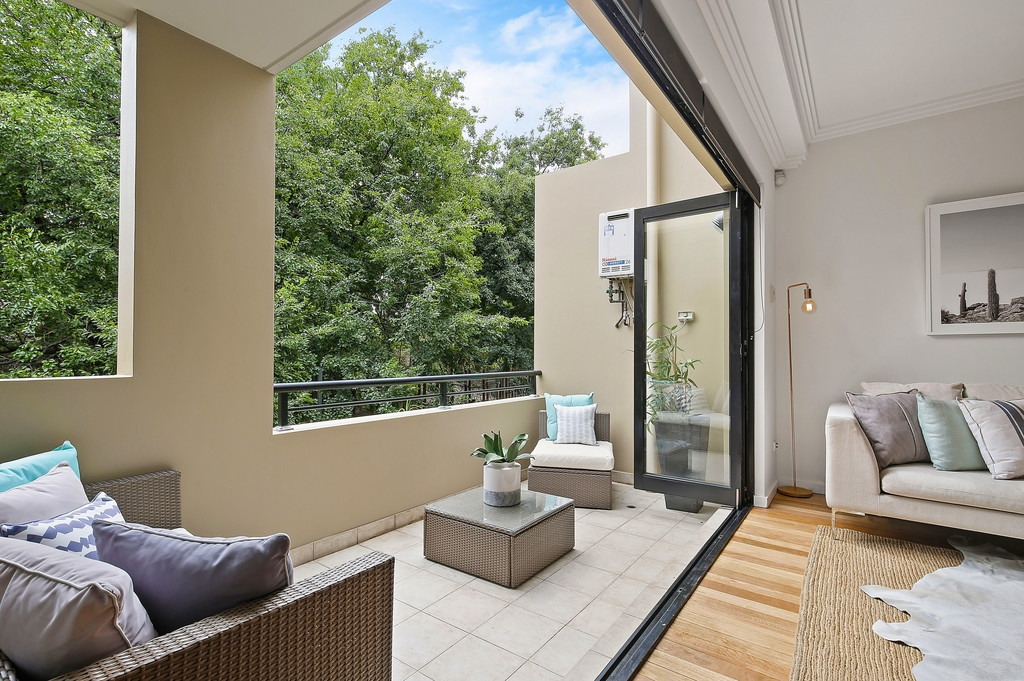 1F Goddard Street, Erskineville Sold by Raine & Horne Newtown - image 1