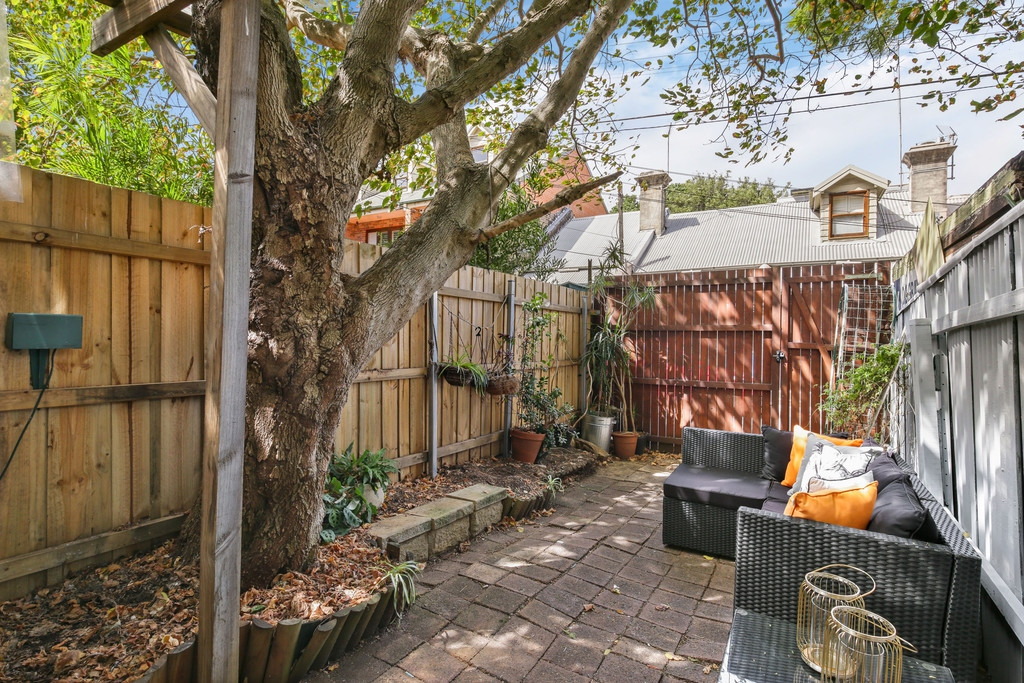 82 Prospect Street, Erskineville Sold by Raine & Horne Newtown - image 1