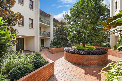 8/58 Park Street, Erskineville Sold by Raine & Horne Newtown