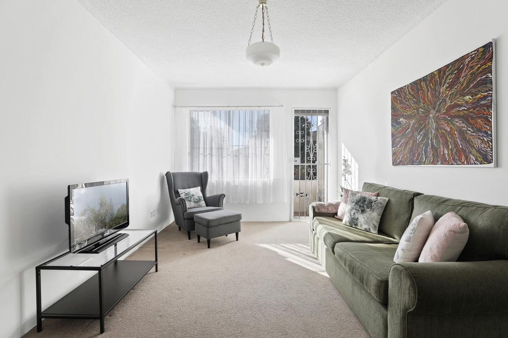 17/23-25 Myra Road, Dulwich Hill Sold by Raine & Horne Newtown - image 1