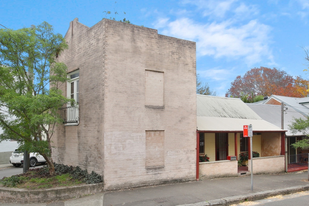 44 Thomas Street, Darlington Sold by Raine & Horne Newtown - image 1