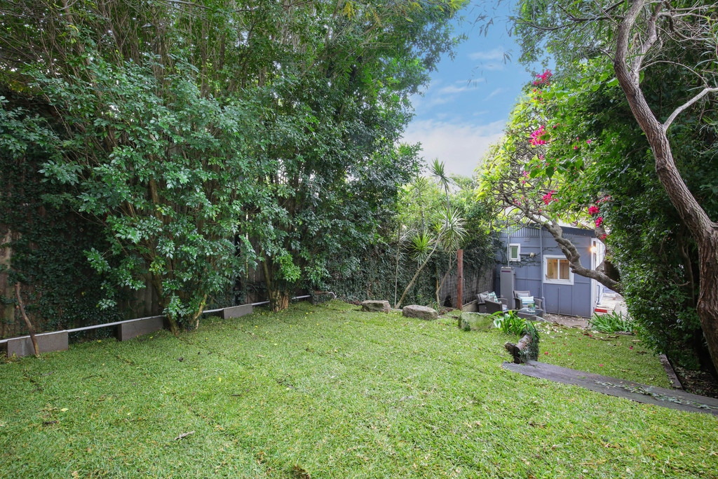 9 Excelsior Parade, Marrickville Sold by Raine & Horne Newtown - image 1