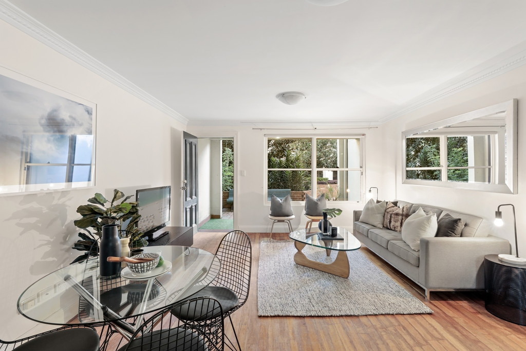 2/58 Park Street, Erskineville Sold by Raine & Horne Newtown - image 1