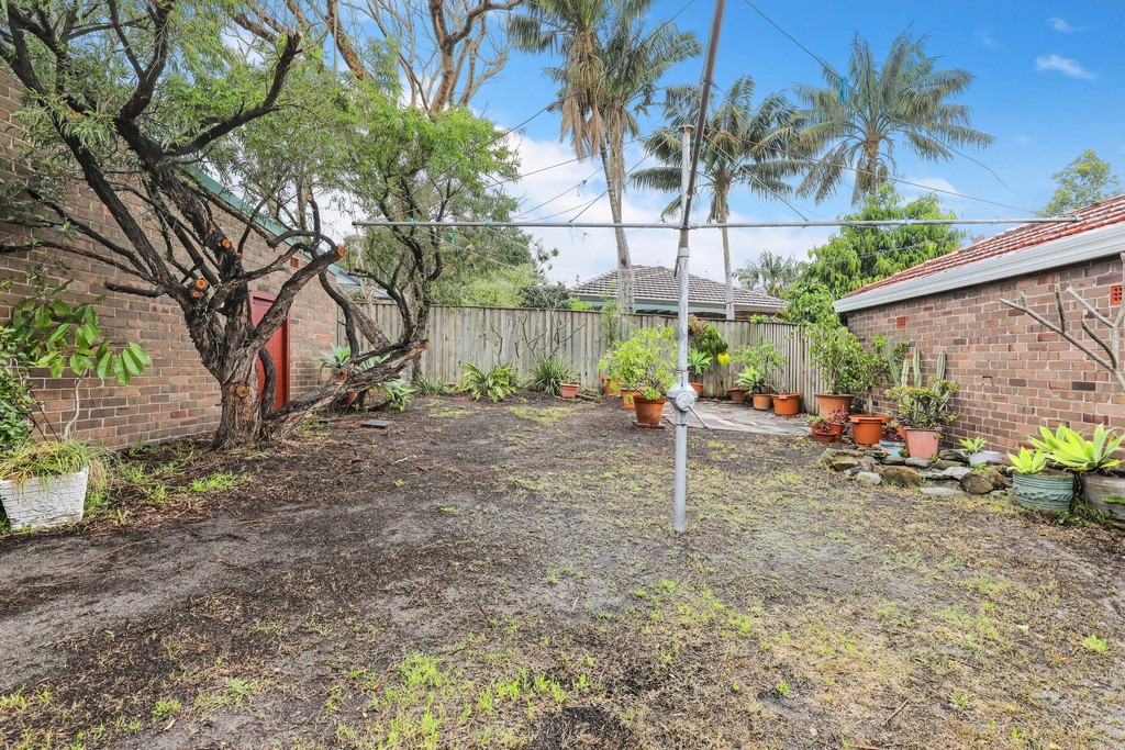 18 Boonah Avenue, Eastgardens Sold by Raine & Horne Newtown - image 1