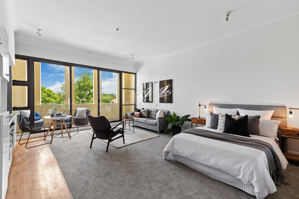 307/82 Abercrombie Street, Chippendale Sold by Raine & Horne Newtown - image 1