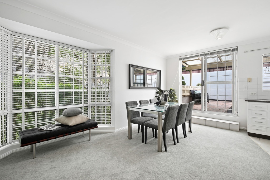 1/7-9 Pemell Lane, Newtown Sold by Raine & Horne Newtown - image 1